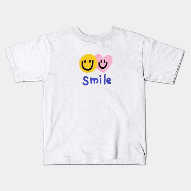 smile, smiley face, oil painting Kids T-Shirt by zzzozzo